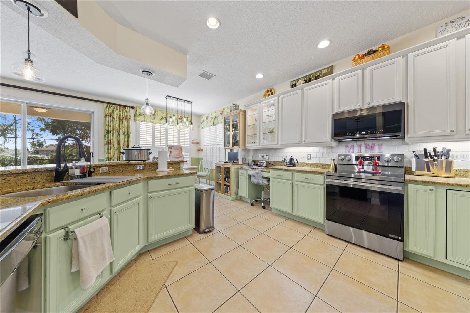 Extensive premium improvements and upgrades - 4079 GREYSTONE DR, CLERMONT