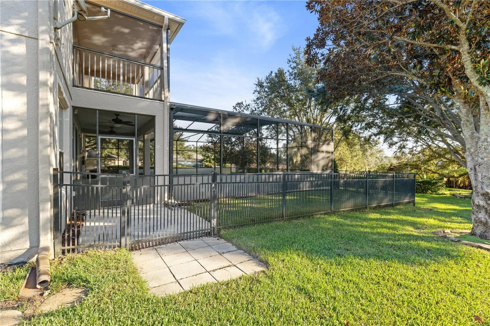 Dedicated fenced dog run - 4079 GREYSTONE DR, CLERMONT