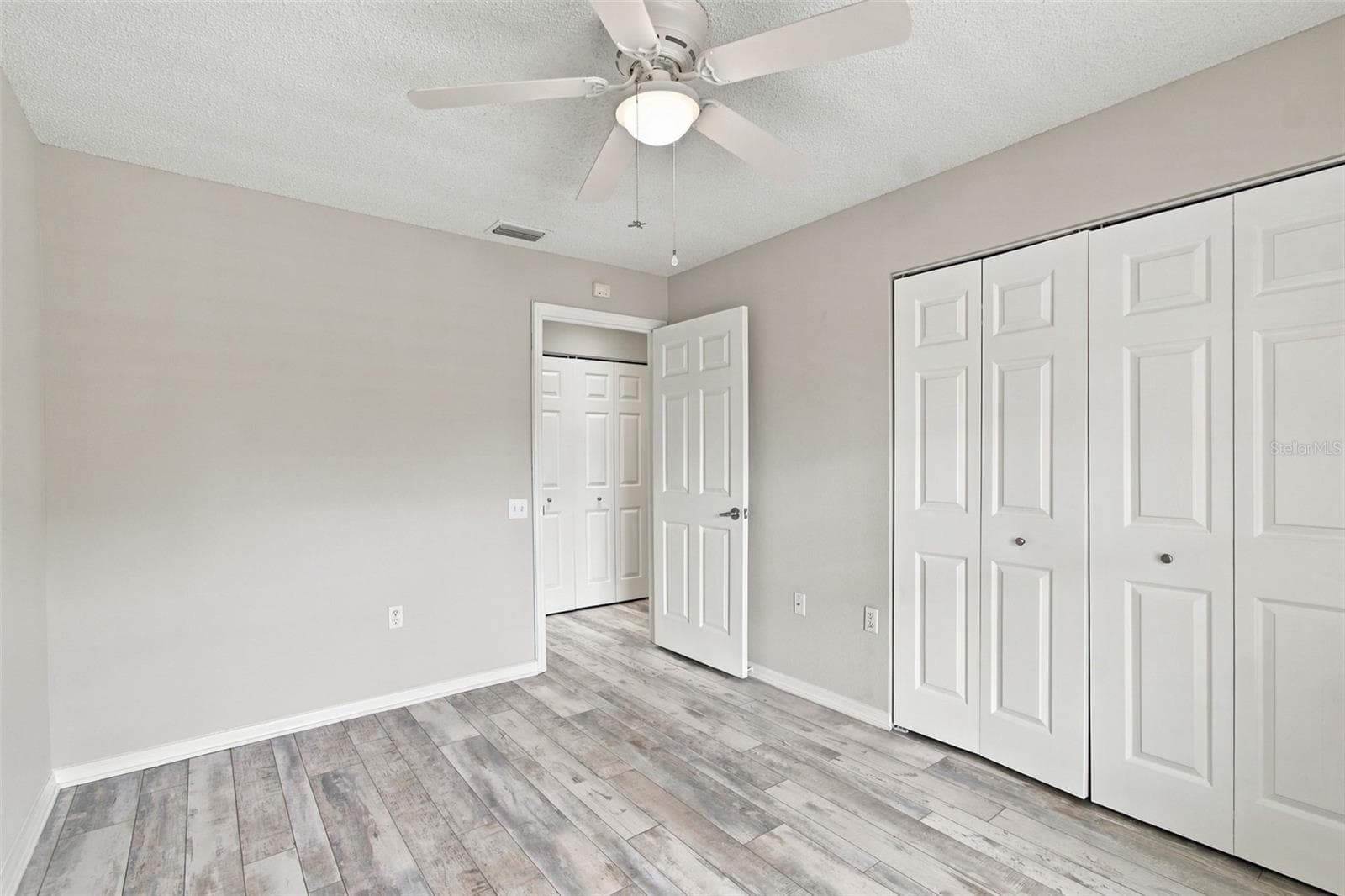 Secondary Bdrm - Large enough for a Queen bed and dresser - 4210 CADDIE DR E #202, BRADENTON