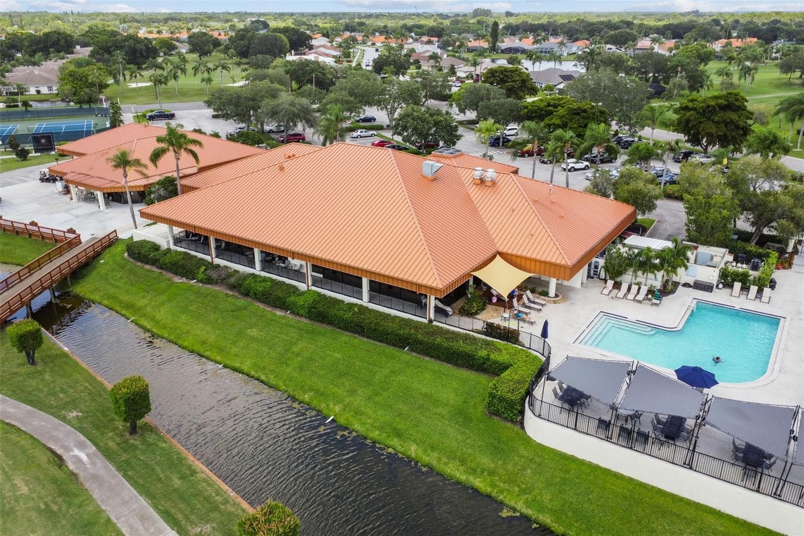 Condominium at 4210 CADDIE DR E #202, BRADENTON, photo 66 of 68