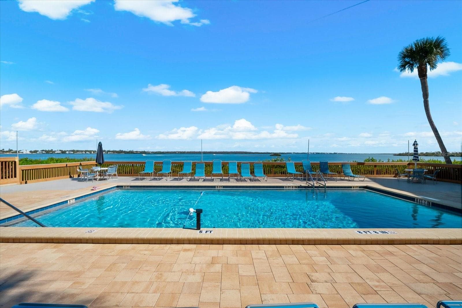 HEATED BAYFRONT Swimming Pool Oasis - 1551 BEACH RD #207, ENGLEWOOD