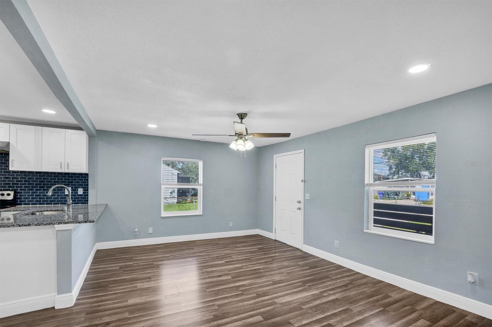 Single Family Residence at 2014 W HICKORY ST, LAKELAND, photo 5 of 20
