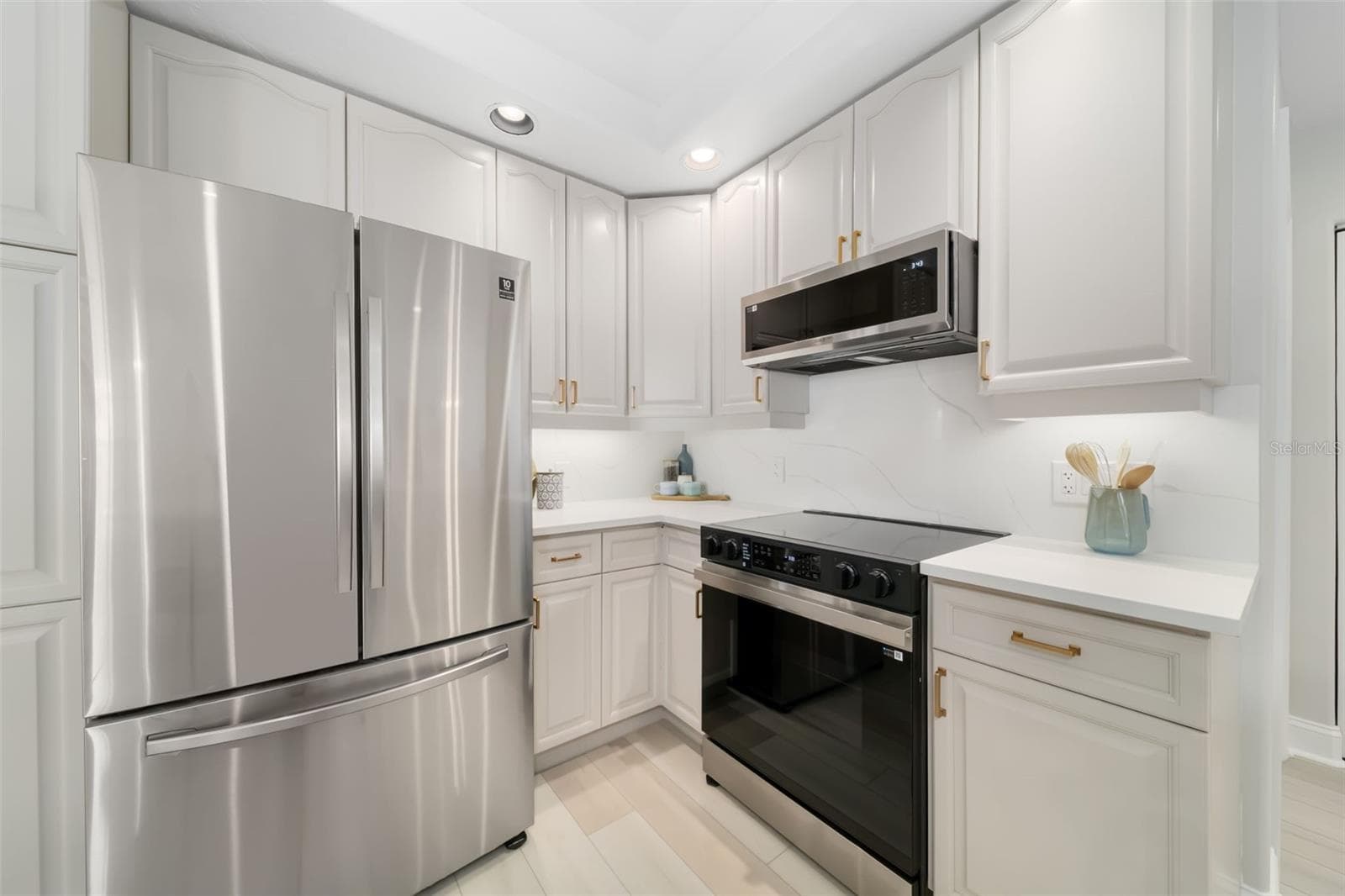 Kitchen - 1703 STARLING DR #1703, SARASOTA