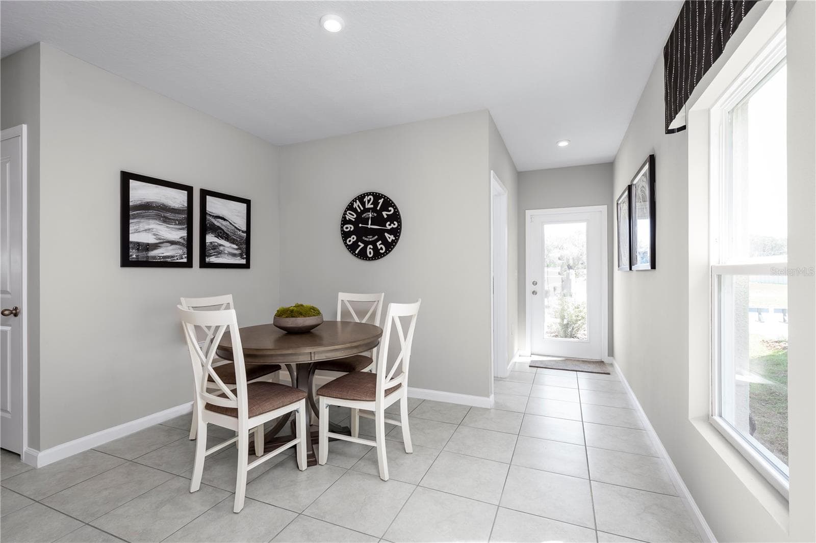 Single Family Residence at 13735 HOMERIDGE CT, HUDSON, photo 4 of 8