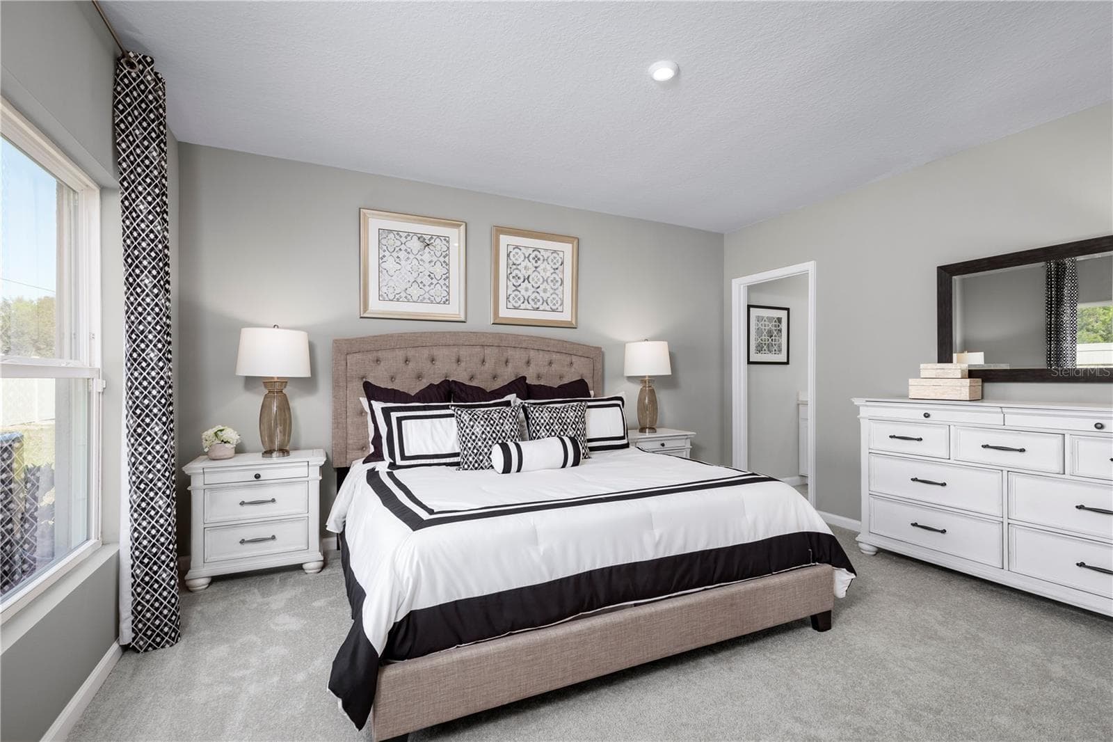 Single Family Residence at 13735 HOMERIDGE CT, HUDSON, photo 5 of 8