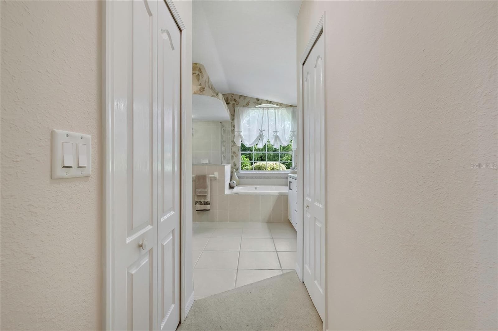Single Family Residence at 75 W CYPRESS BLVD, HOMOSASSA, photo 21 of 39
