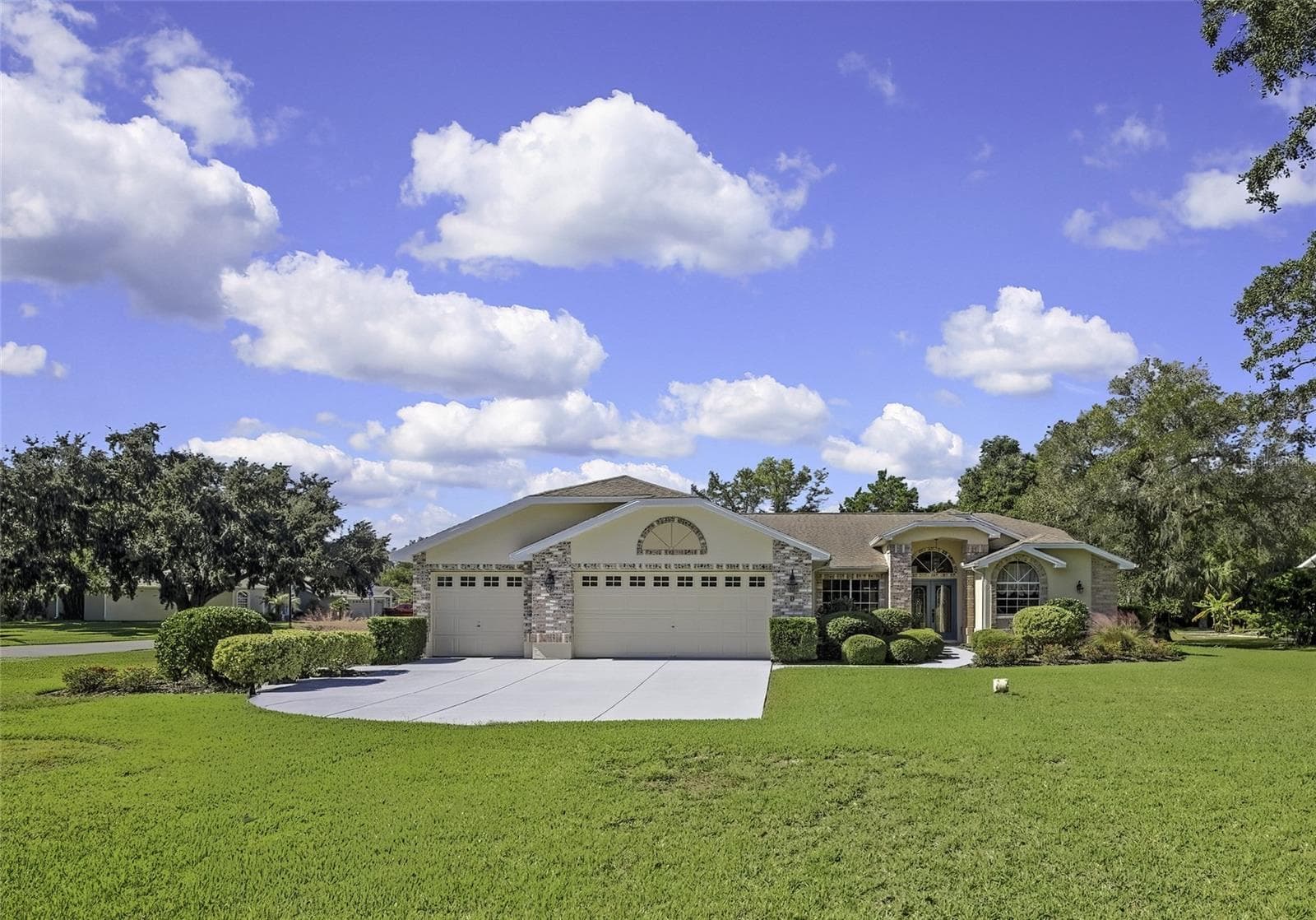 Single Family Residence at 75 W CYPRESS BLVD, HOMOSASSA, photo 37 of 39
