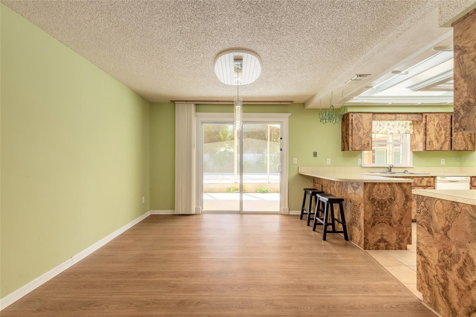 Single Family Residence at 2526 ROYAL PALM DR, EDGEWATER, photo 21 of 37
