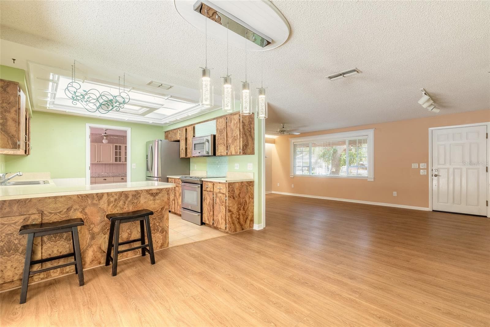 Single Family Residence at 2526 ROYAL PALM DR, EDGEWATER, photo 22 of 37