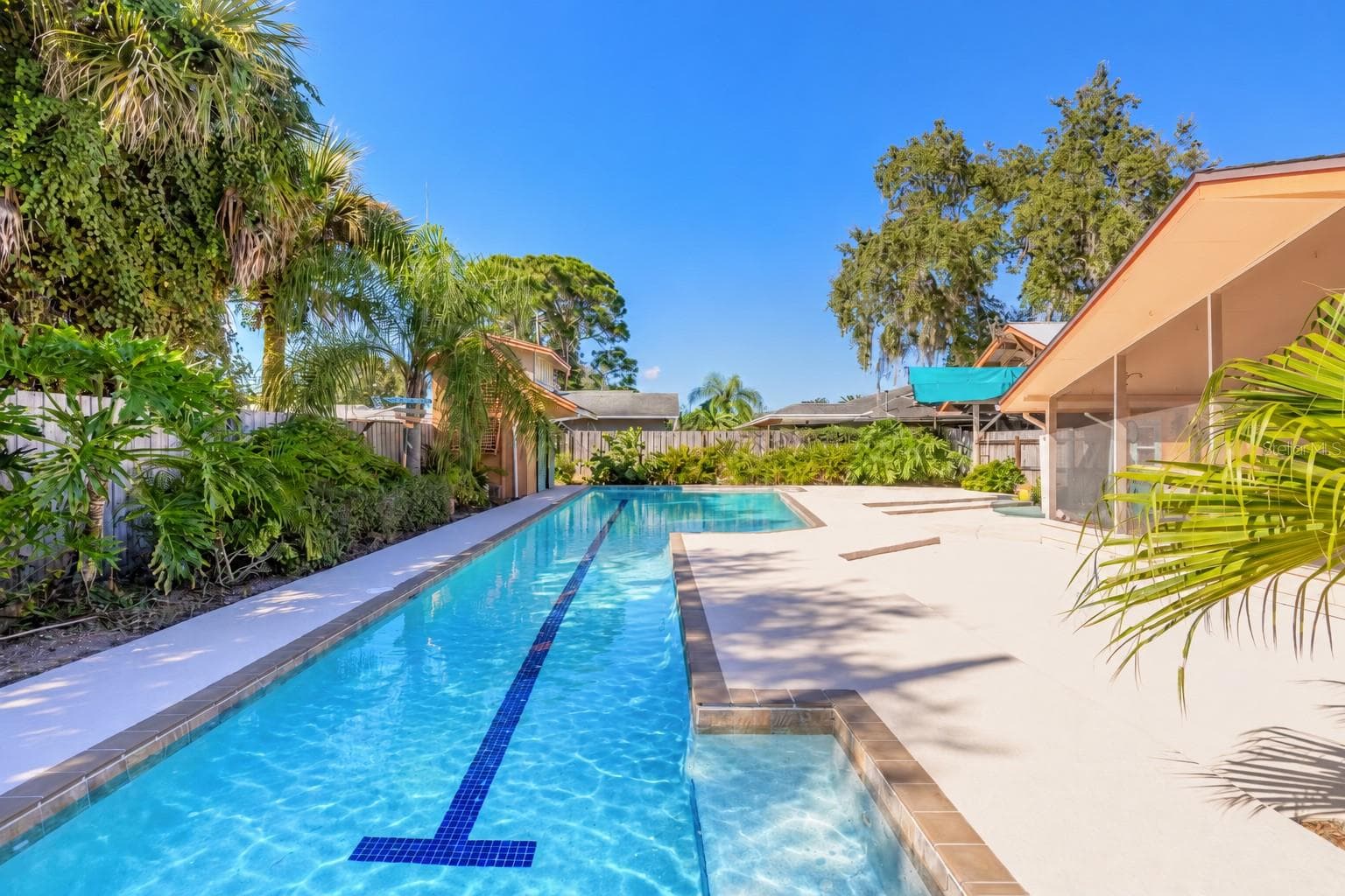 Single Family Residence at 2526 ROYAL PALM DR, EDGEWATER, photo 35 of 37
