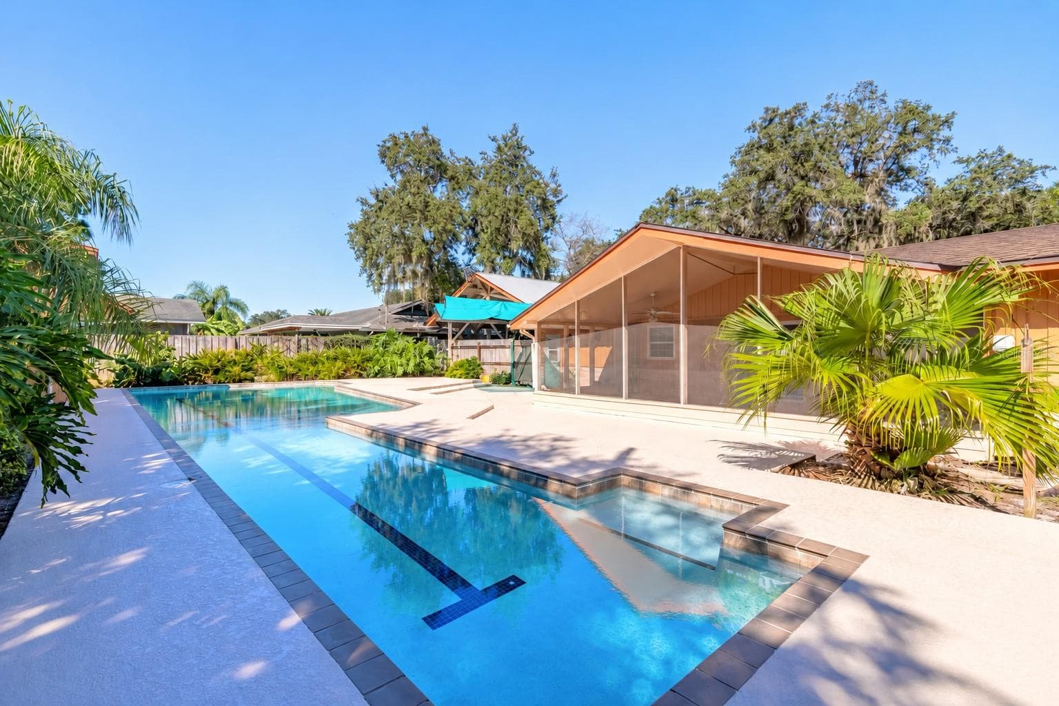 Single Family Residence at 2526 ROYAL PALM DR, EDGEWATER, photo 36 of 37