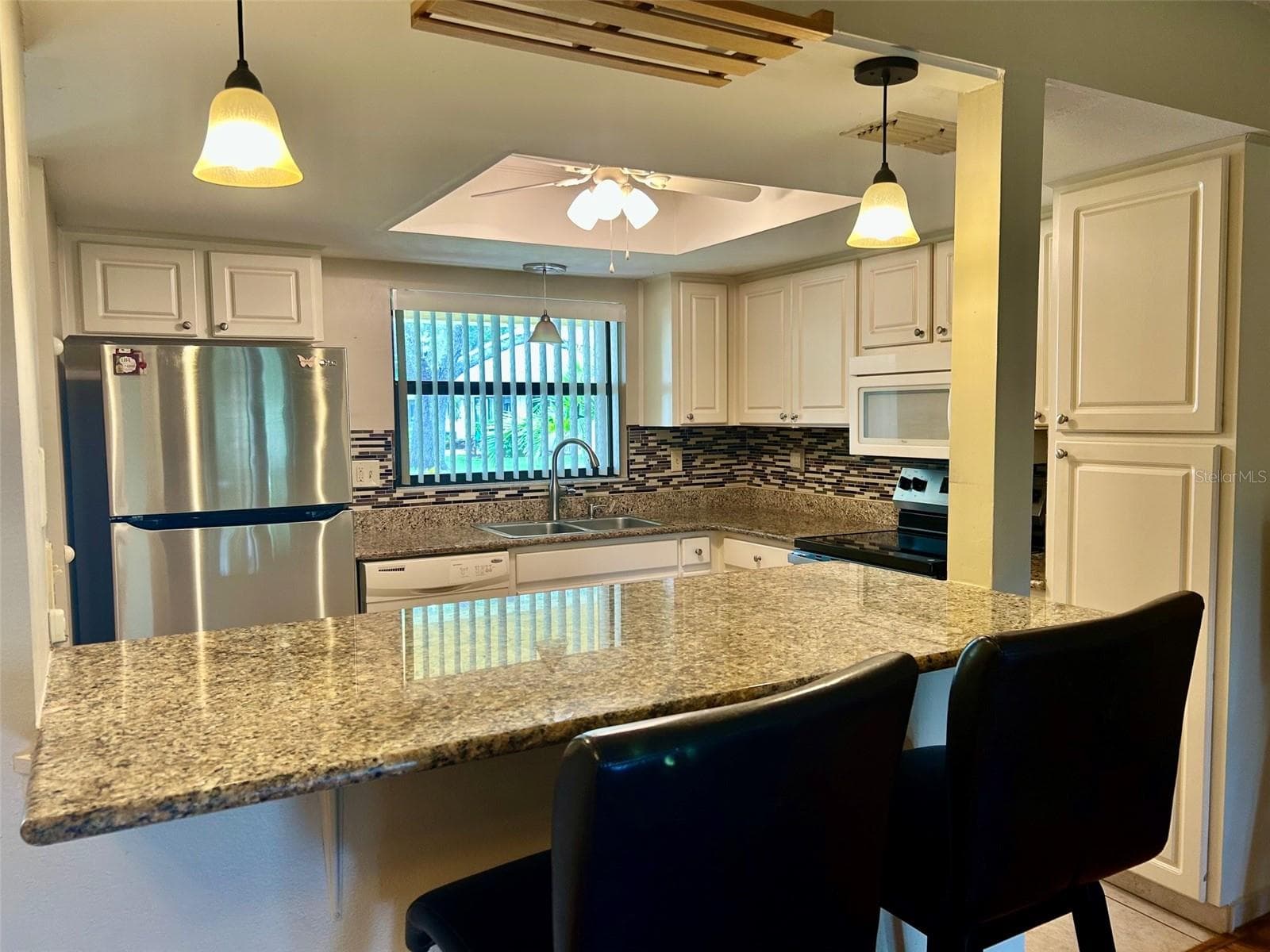 Breakfast Bar - 2529 OAKLEAF LN #30C, CLEARWATER