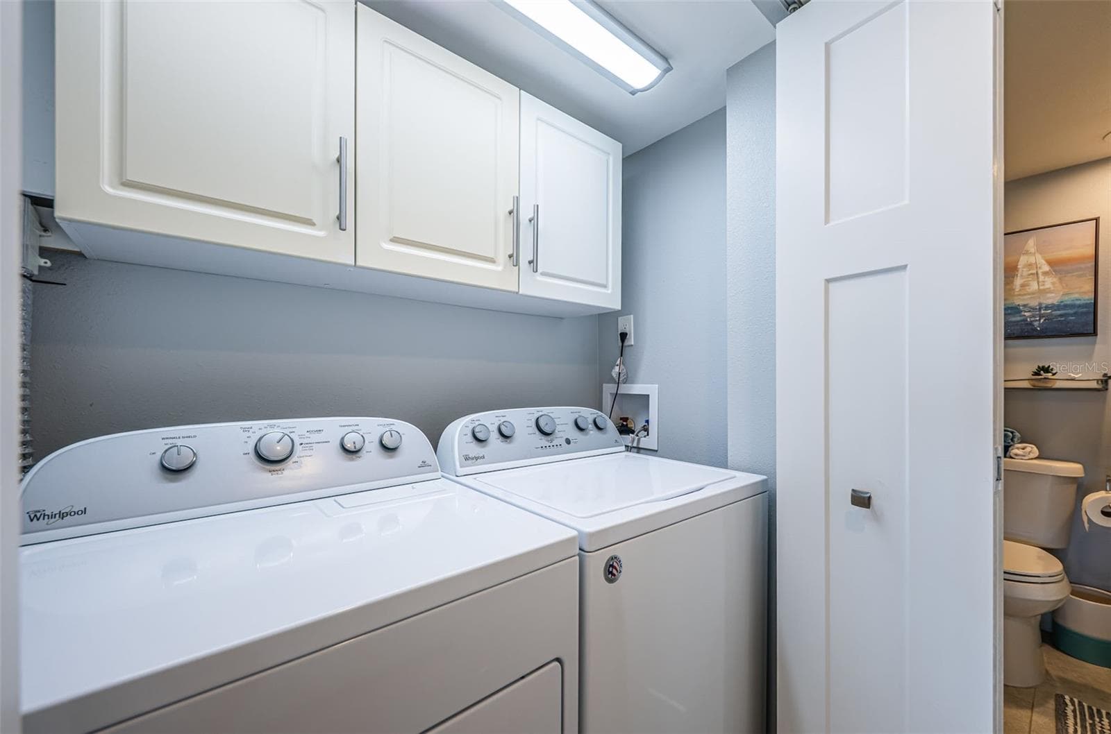 RARE - FULL size WASHER/DRYER - 4775 COVE CIR #904, ST PETERSBURG