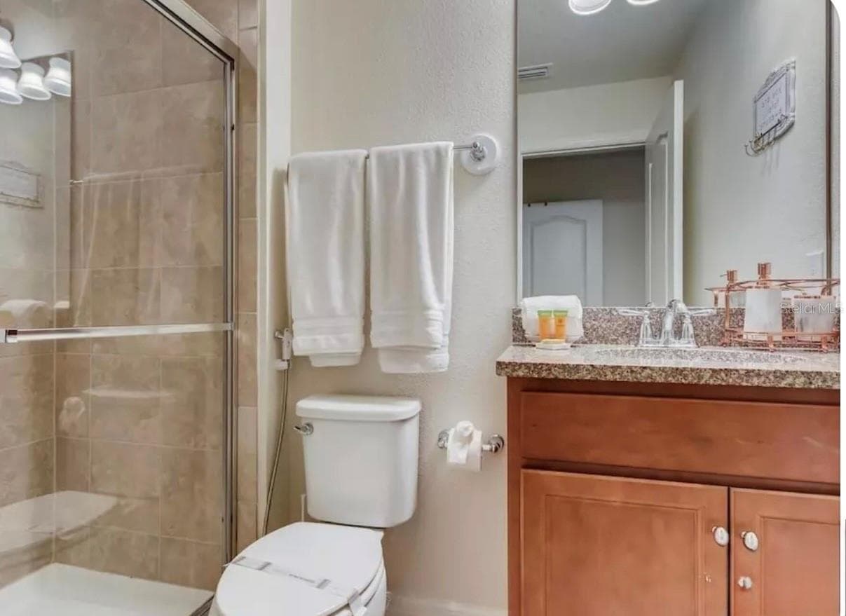 BATHROOM - 8843 GENEVE CT, KISSIMMEE