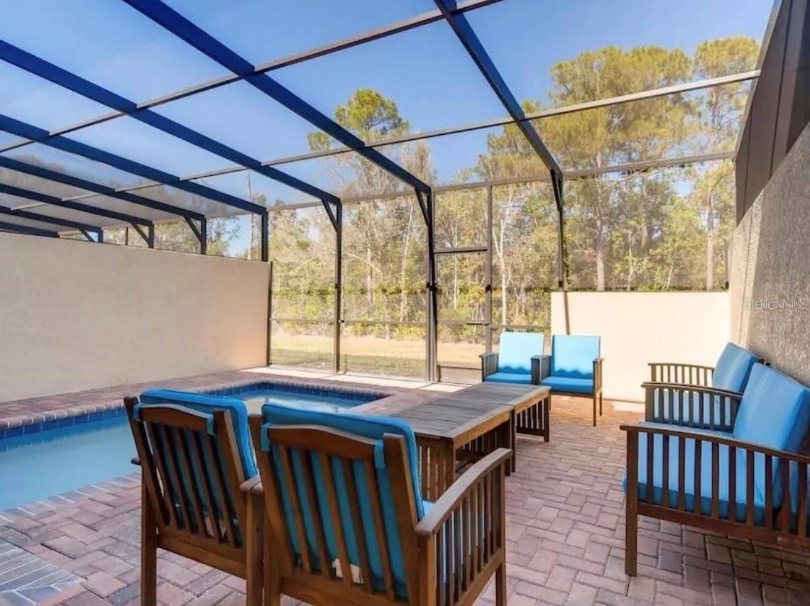 PRIVATE SCREENED POOL - 8843 GENEVE CT, KISSIMMEE