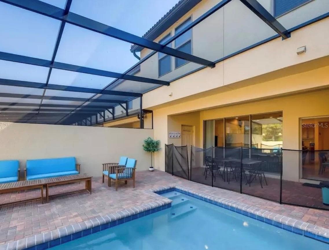 PRIVATE SCREENED POOL - 8843 GENEVE CT, KISSIMMEE