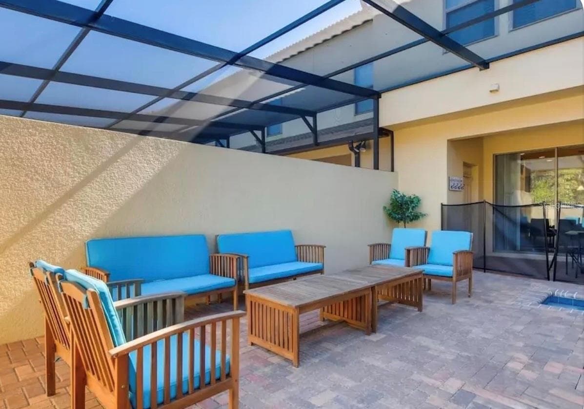PRIVATE SCREENED POOL - 8843 GENEVE CT, KISSIMMEE