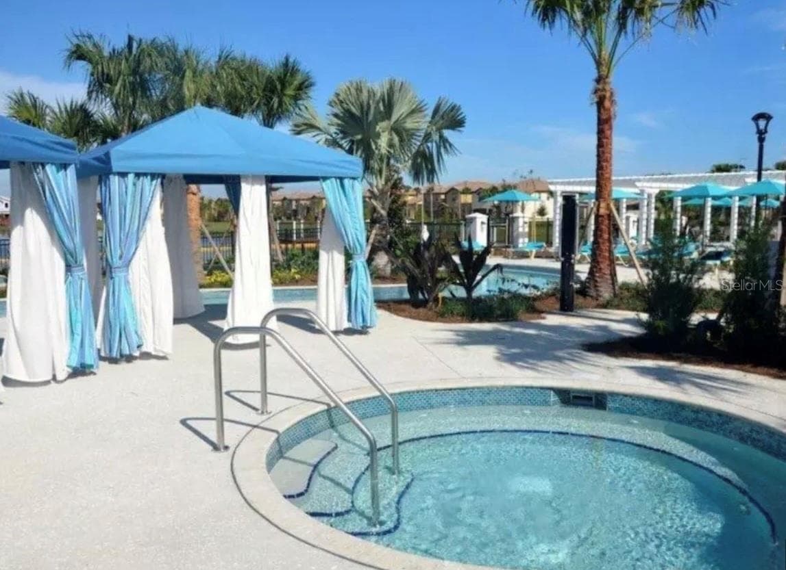 RESORT AMENITIES - 8843 GENEVE CT, KISSIMMEE