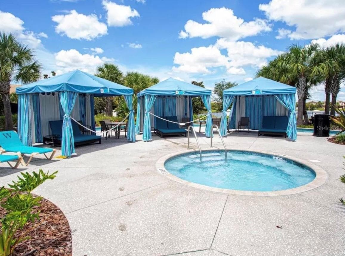 RESORT AMENITIES - 8843 GENEVE CT, KISSIMMEE