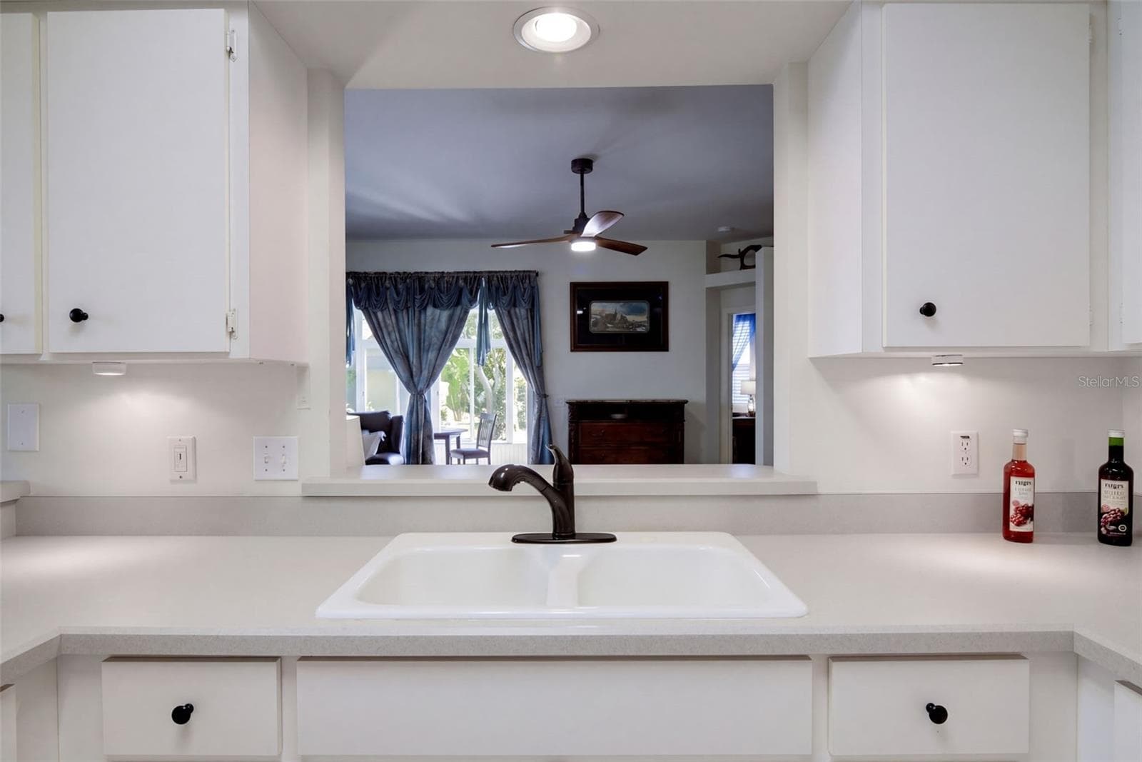 Single Family Residence at 338 FOXHILL DR, DEBARY, photo 12 of 43