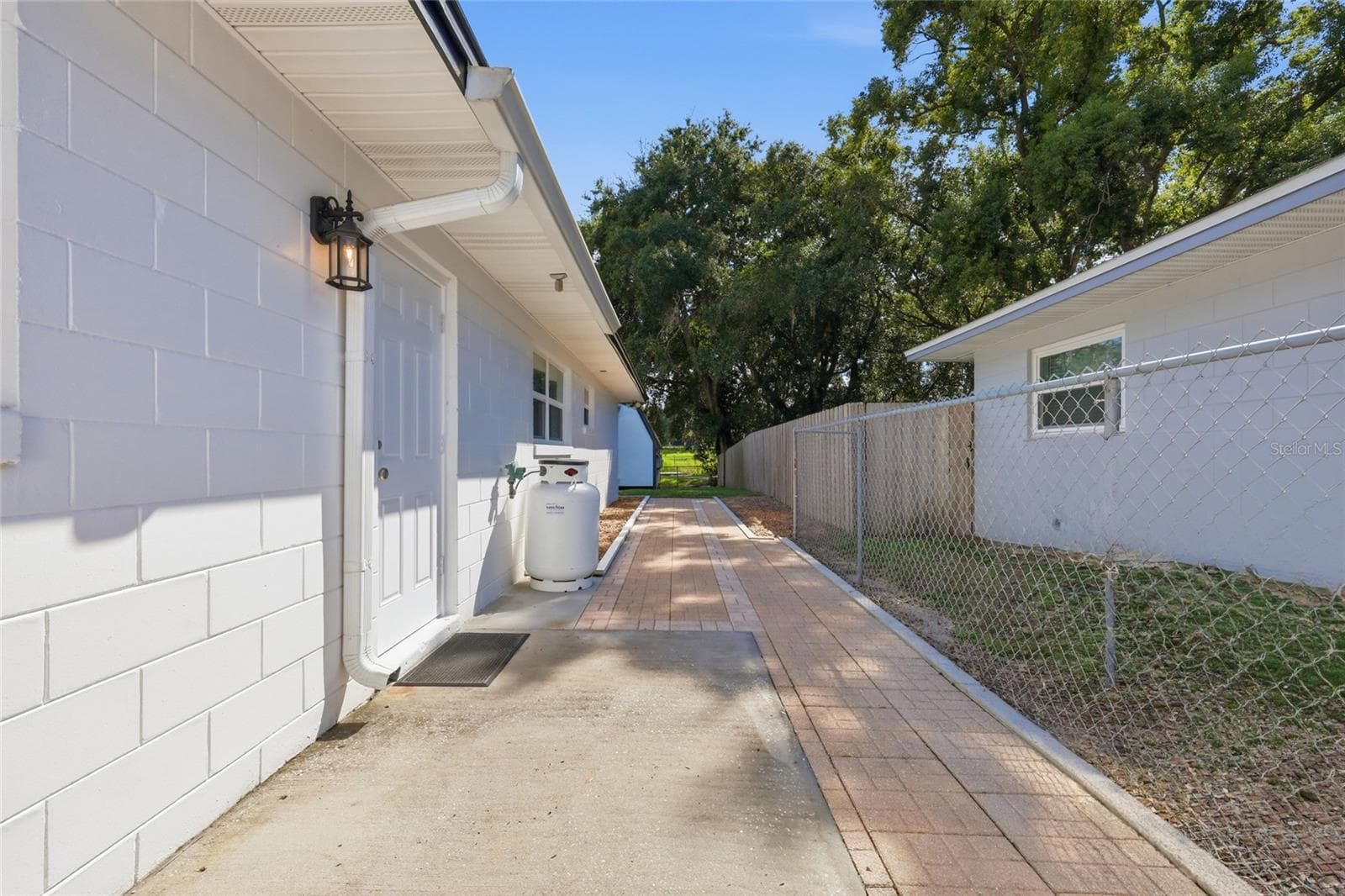 Single Family Residence at 330 SABINAL ST, OCOEE, photo 35 of 40
