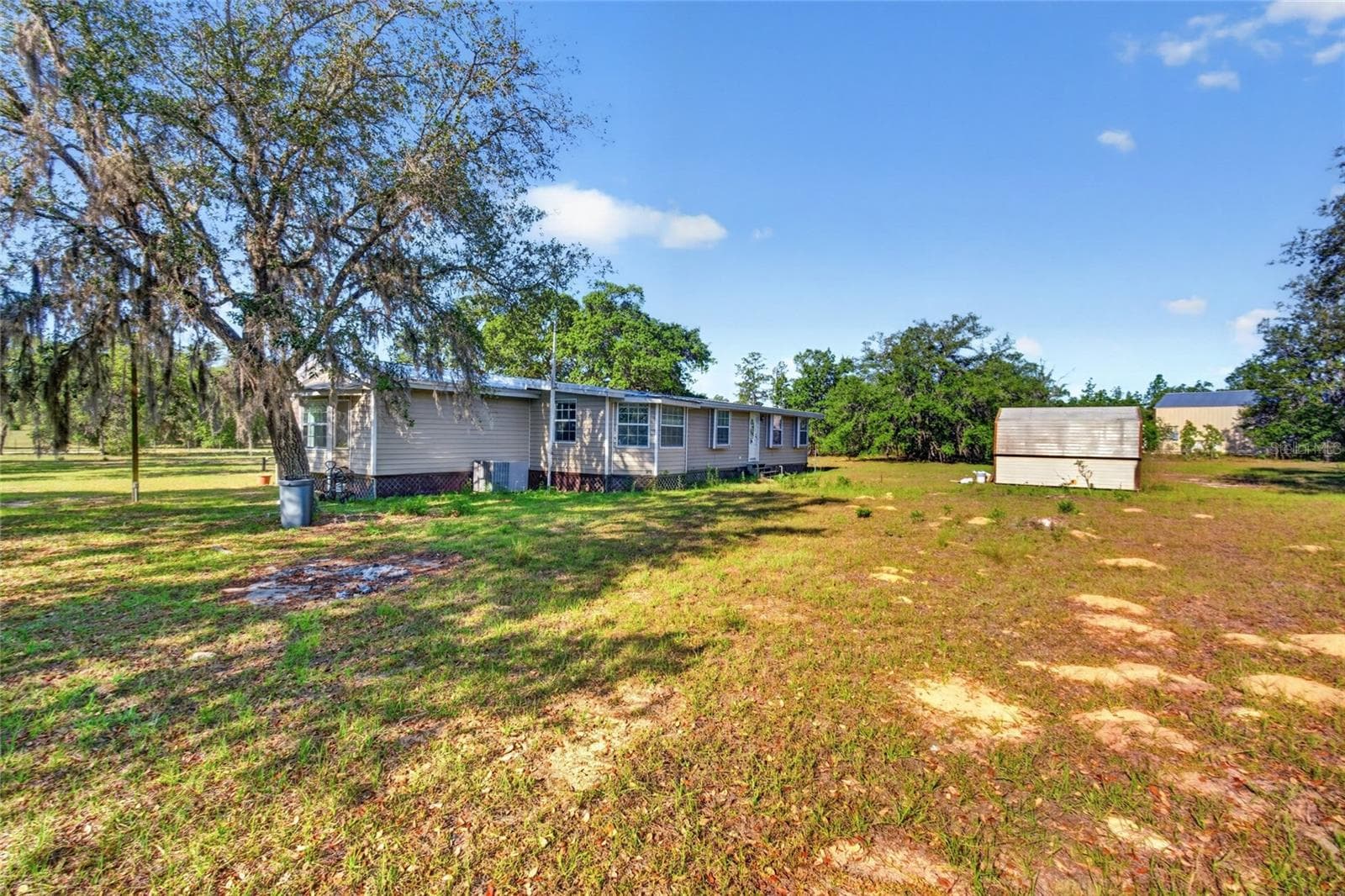 Manufactured Home at 11751 NE 116TH ST, ARCHER, photo 21 of 53