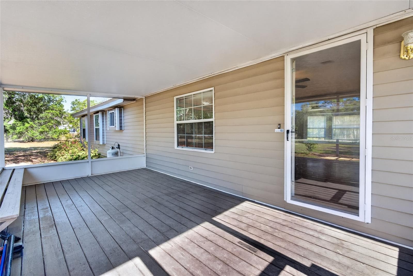 Manufactured Home at 11751 NE 116TH ST, ARCHER, photo 26 of 53