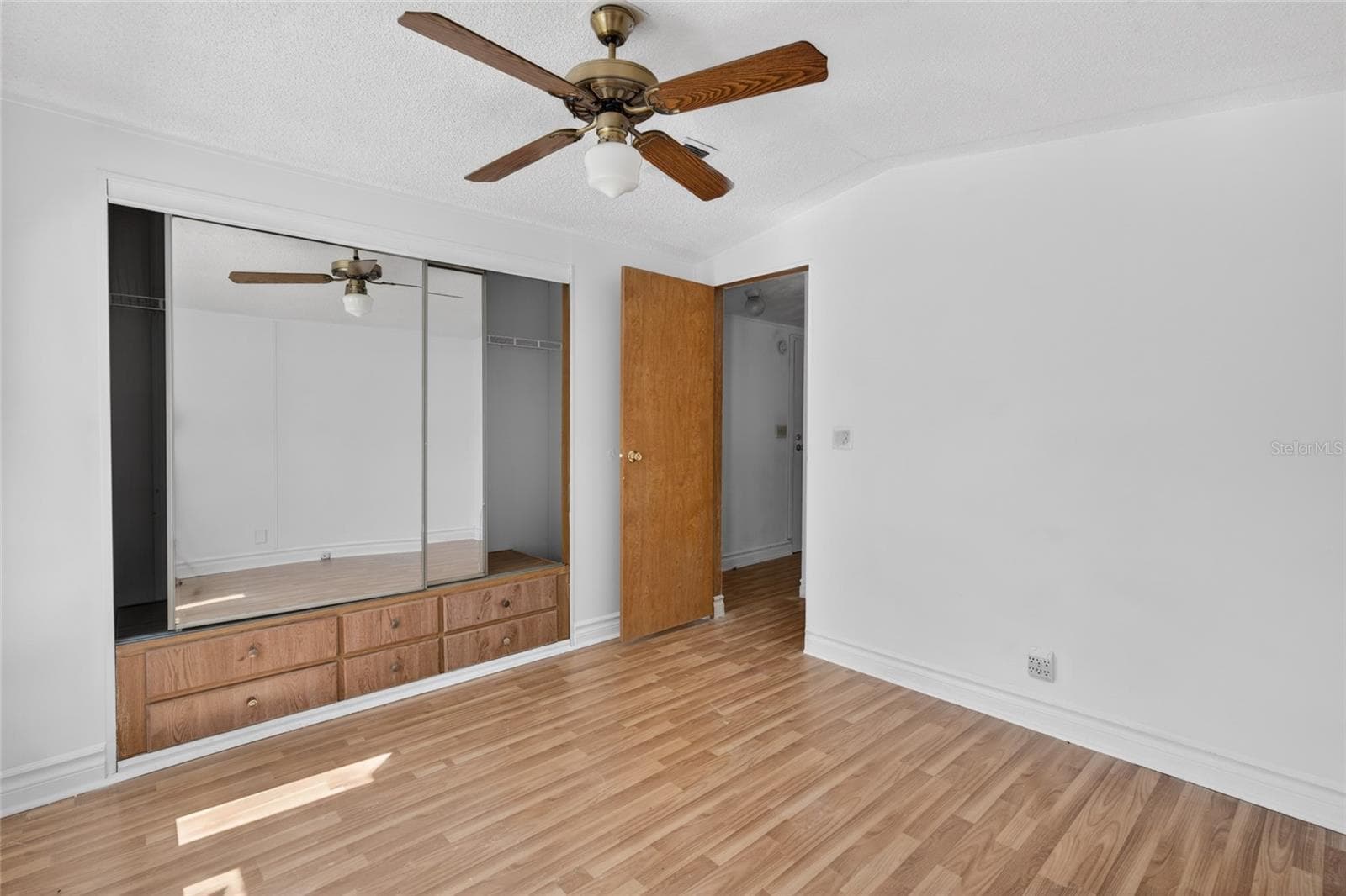 Manufactured Home at 11751 NE 116TH ST, ARCHER, photo 48 of 53