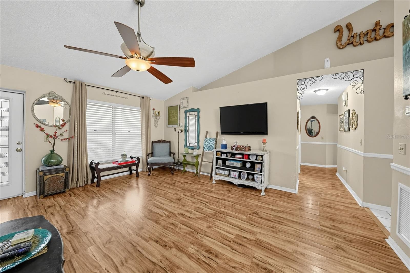 Single Family Residence at 735 OAK LN, GROVELAND, photo 10 of 29