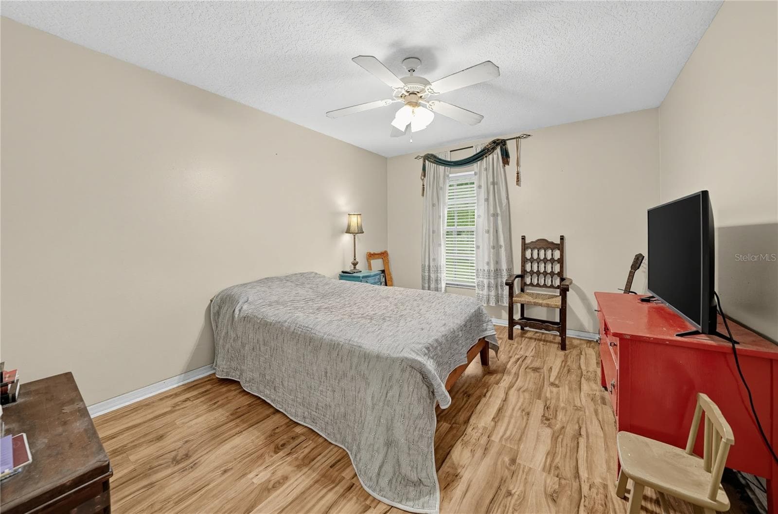 Single Family Residence at 735 OAK LN, GROVELAND, photo 21 of 29