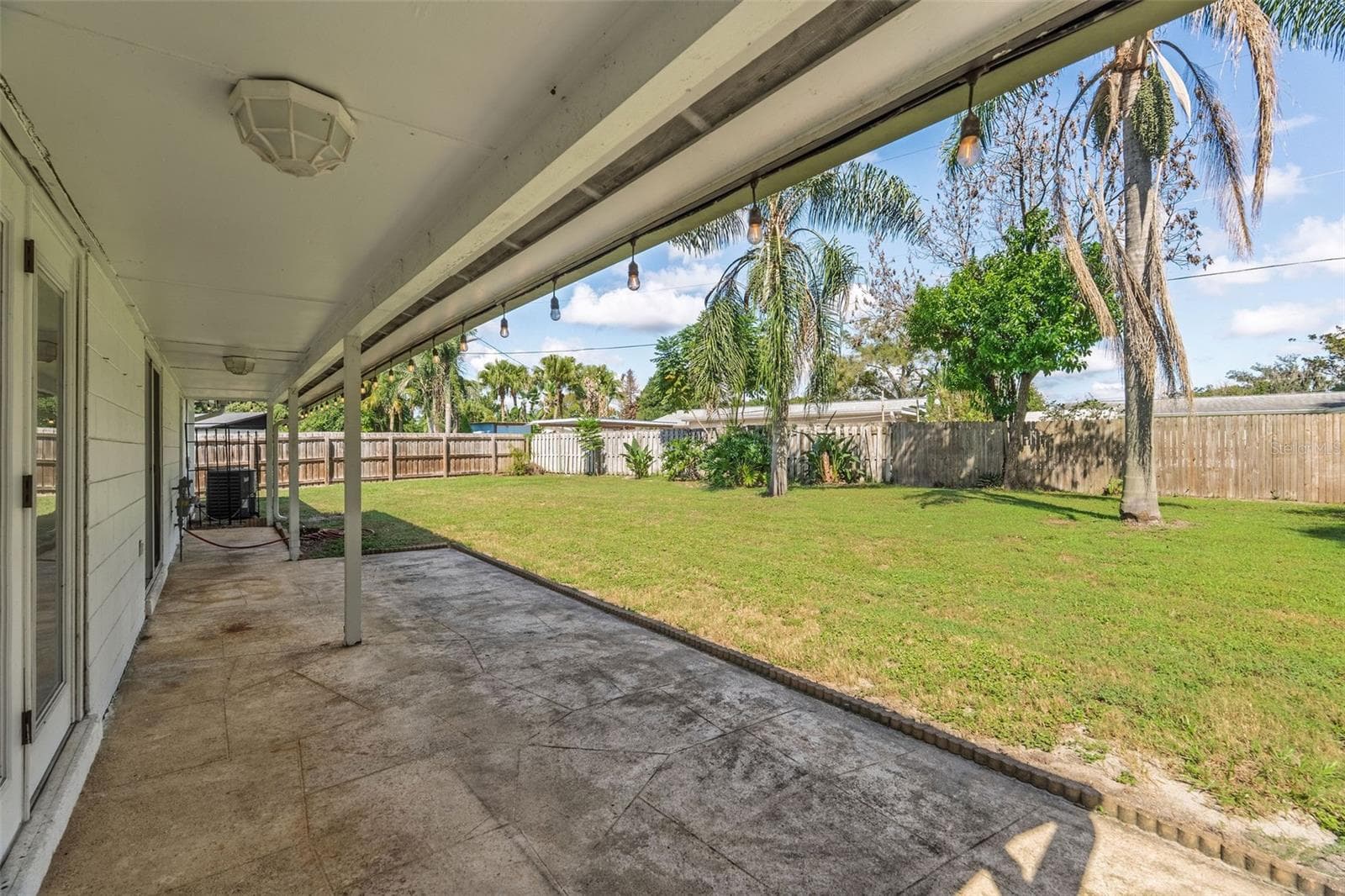 Partially covered back patio - 641 SHERWOOD DR, ALTAMONTE SPRINGS