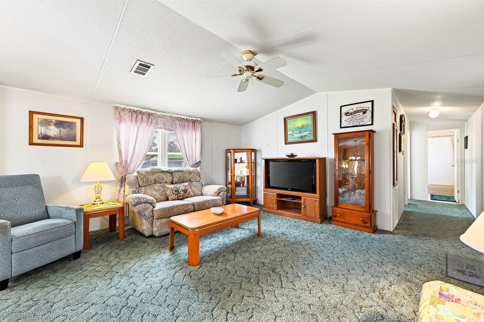 Living Area. - 3150 MORNING LIGHT WAY, KISSIMMEE