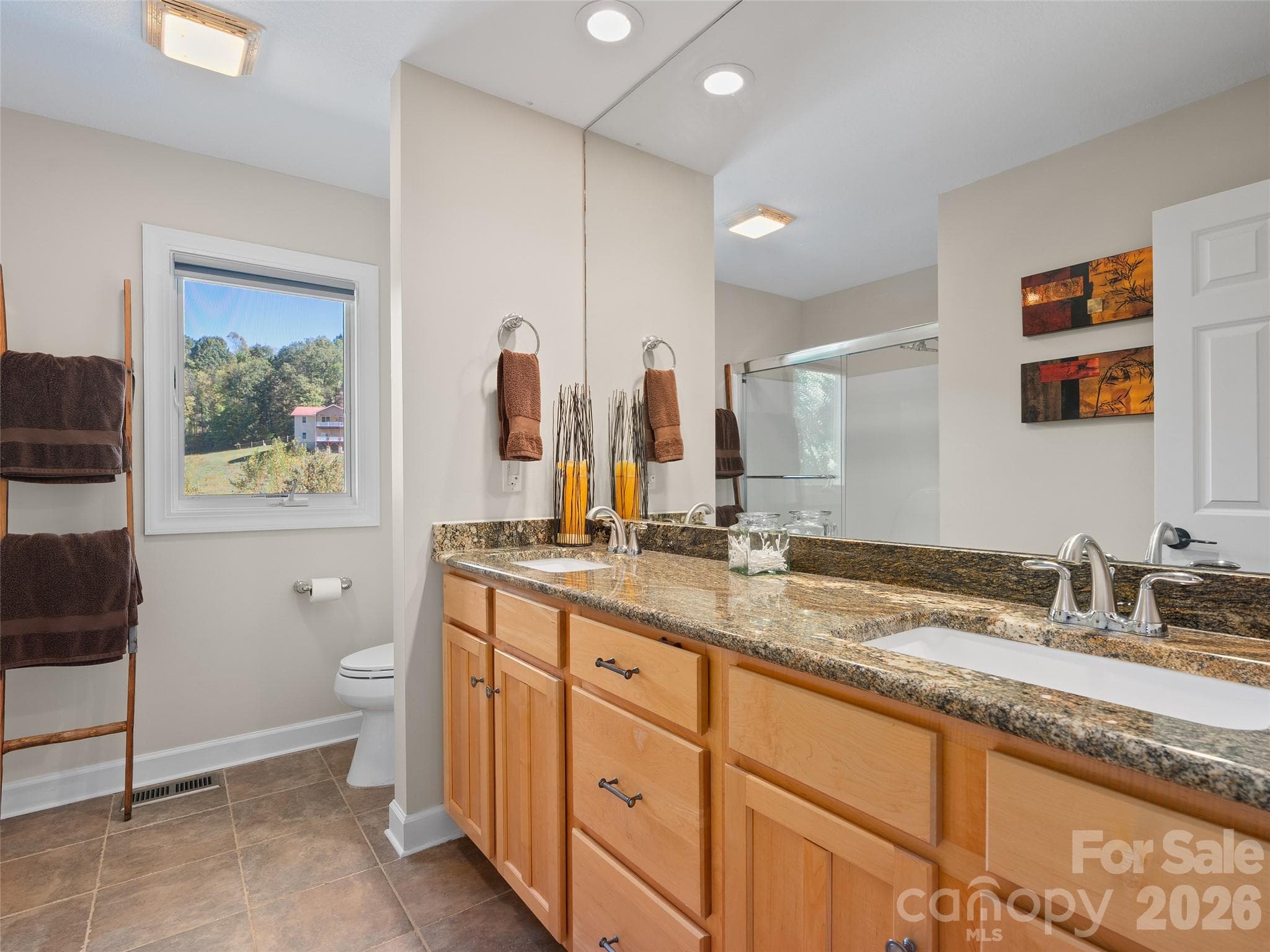 Hall bath on Upper Level - 43 Eagle Ridge, Clyde