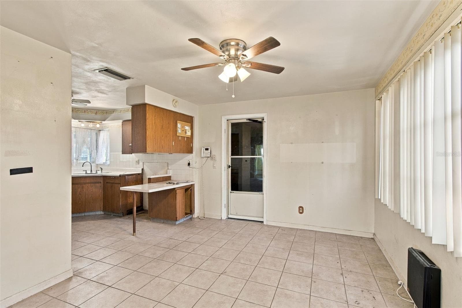 Single Family Residence at 1504 NURSERY RD, CLEARWATER, photo 5 of 31
