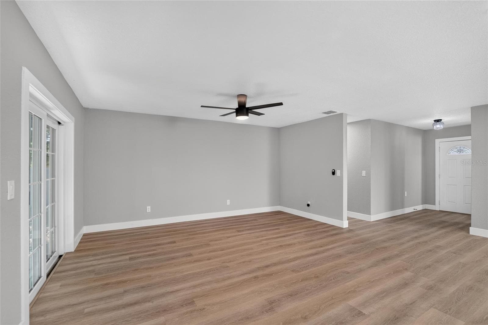 Single Family Residence at 605 HILLPOINT WAY, BRANDON, photo 21 of 79