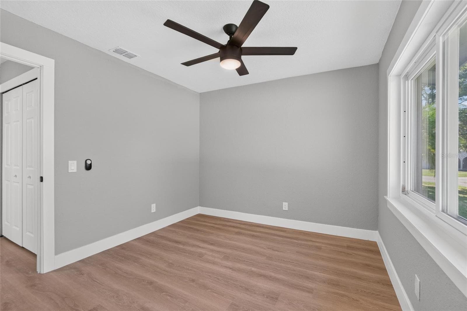 Single Family Residence at 605 HILLPOINT WAY, BRANDON, photo 39 of 79