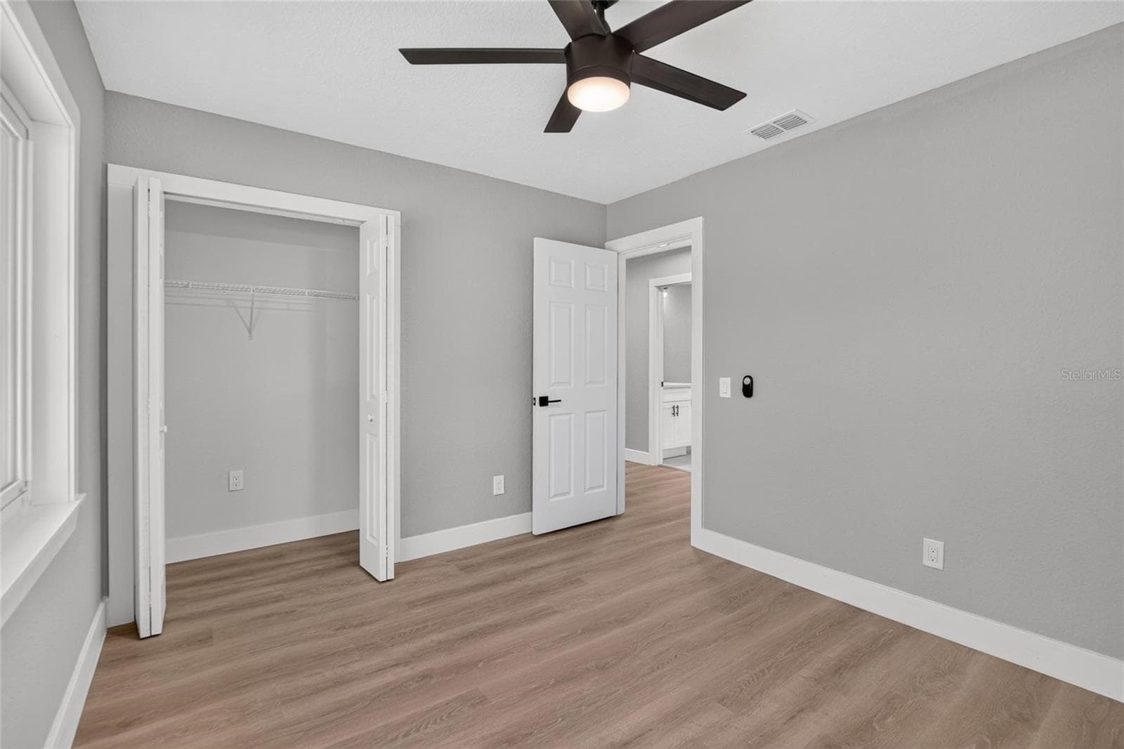 Single Family Residence at 605 HILLPOINT WAY, BRANDON, photo 40 of 79