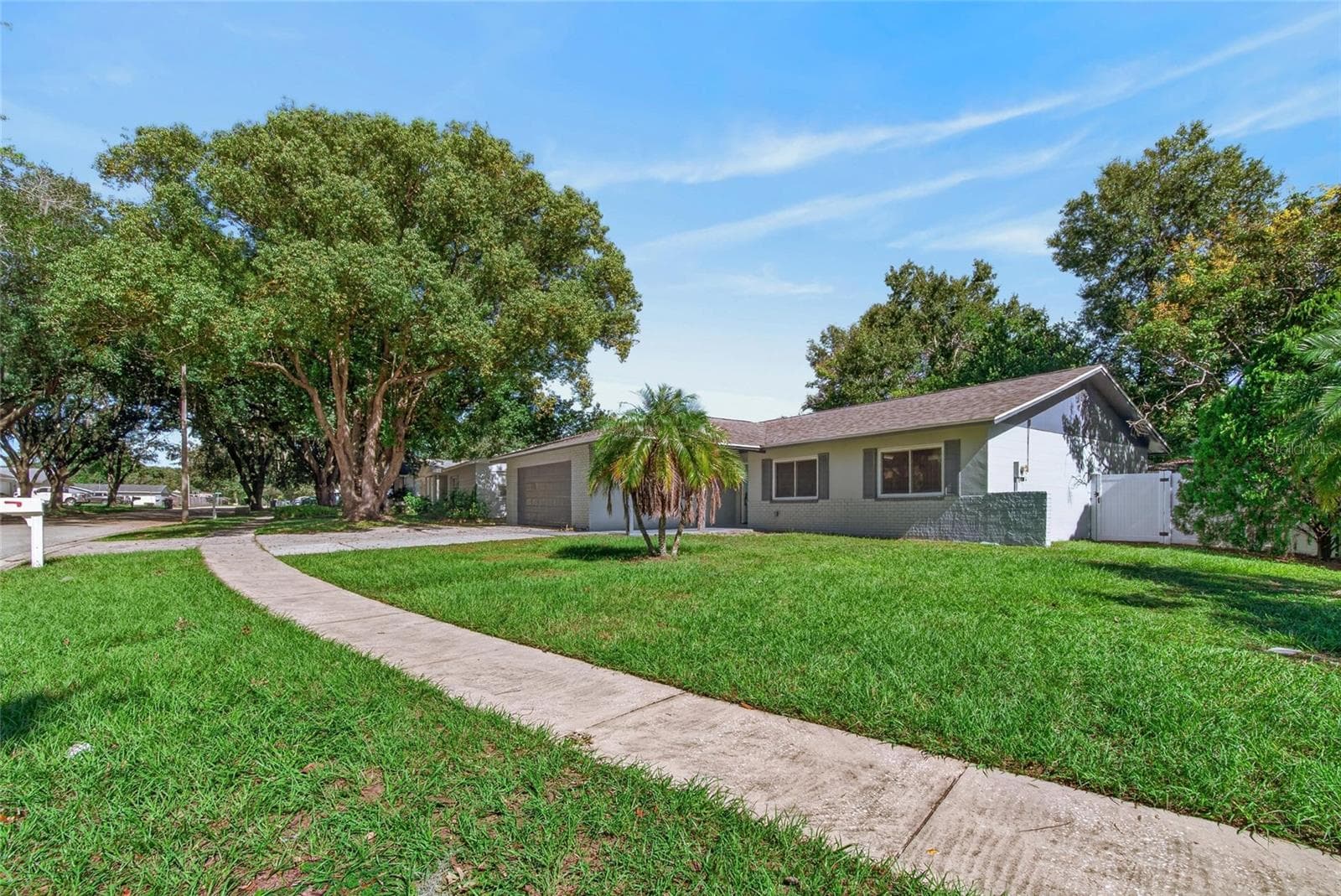 Single Family Residence at 605 HILLPOINT WAY, BRANDON, photo 65 of 79