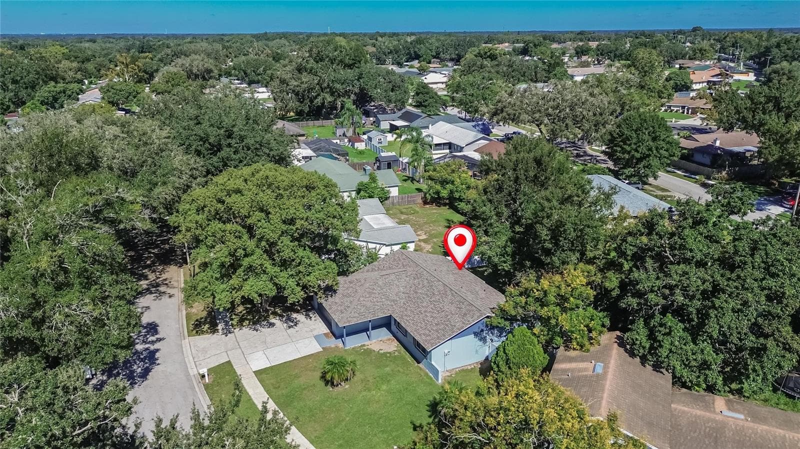 Single Family Residence at 605 HILLPOINT WAY, BRANDON, photo 66 of 79