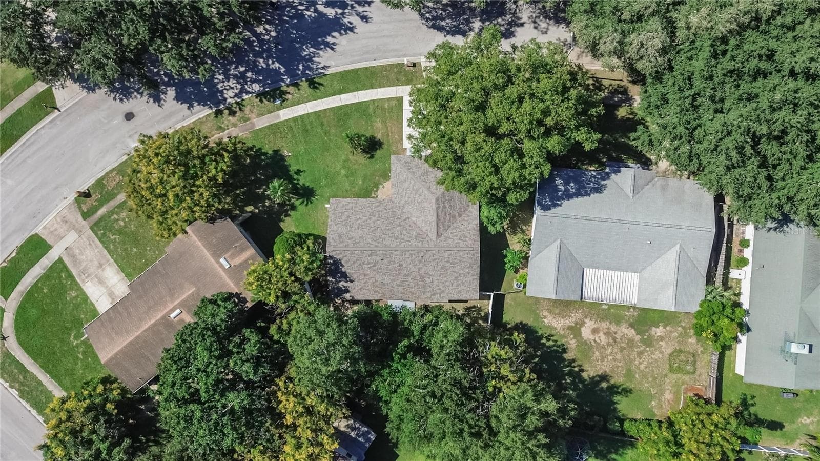 Single Family Residence at 605 HILLPOINT WAY, BRANDON, photo 70 of 79