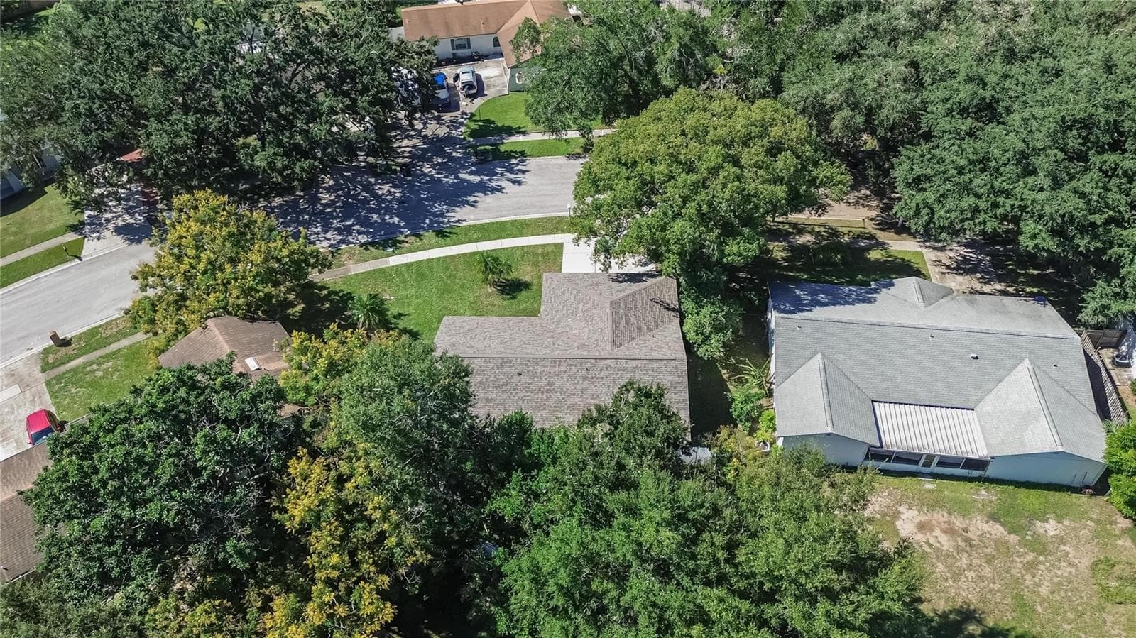 Single Family Residence at 605 HILLPOINT WAY, BRANDON, photo 76 of 79
