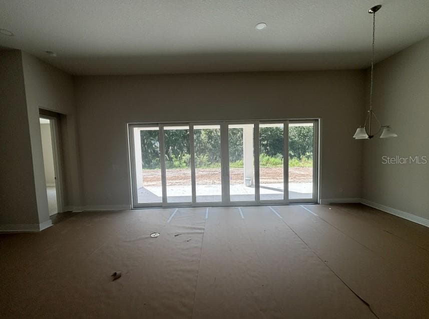 Single Family Residence at 15082 RIDER PASS DR, LITHIA, photo 8 of 13
