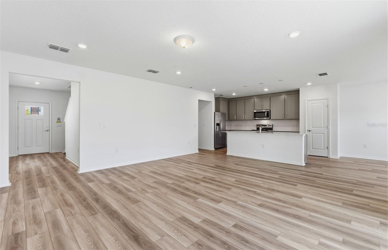 Model Representation - 16813 HARMONY RIVER LN, PARRISH