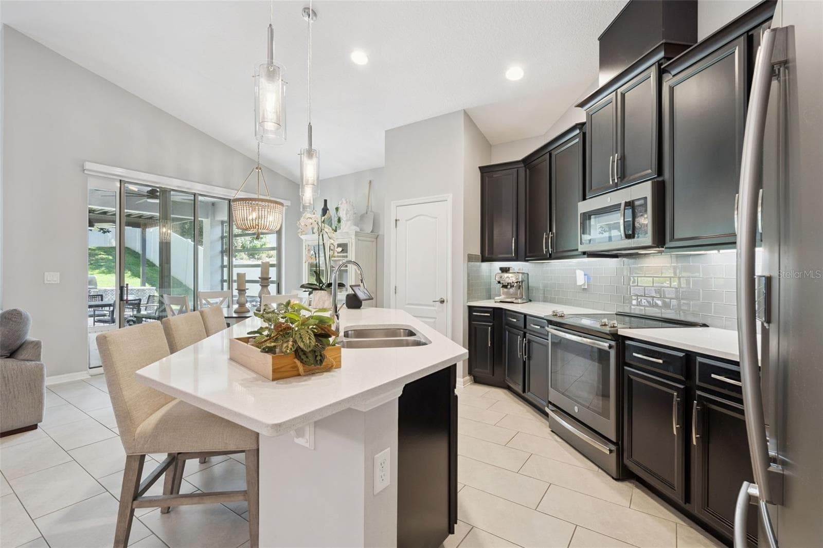 Single Family Residence at 13322 BLOSSOM VALLEY DR, CLERMONT, photo 14 of 65