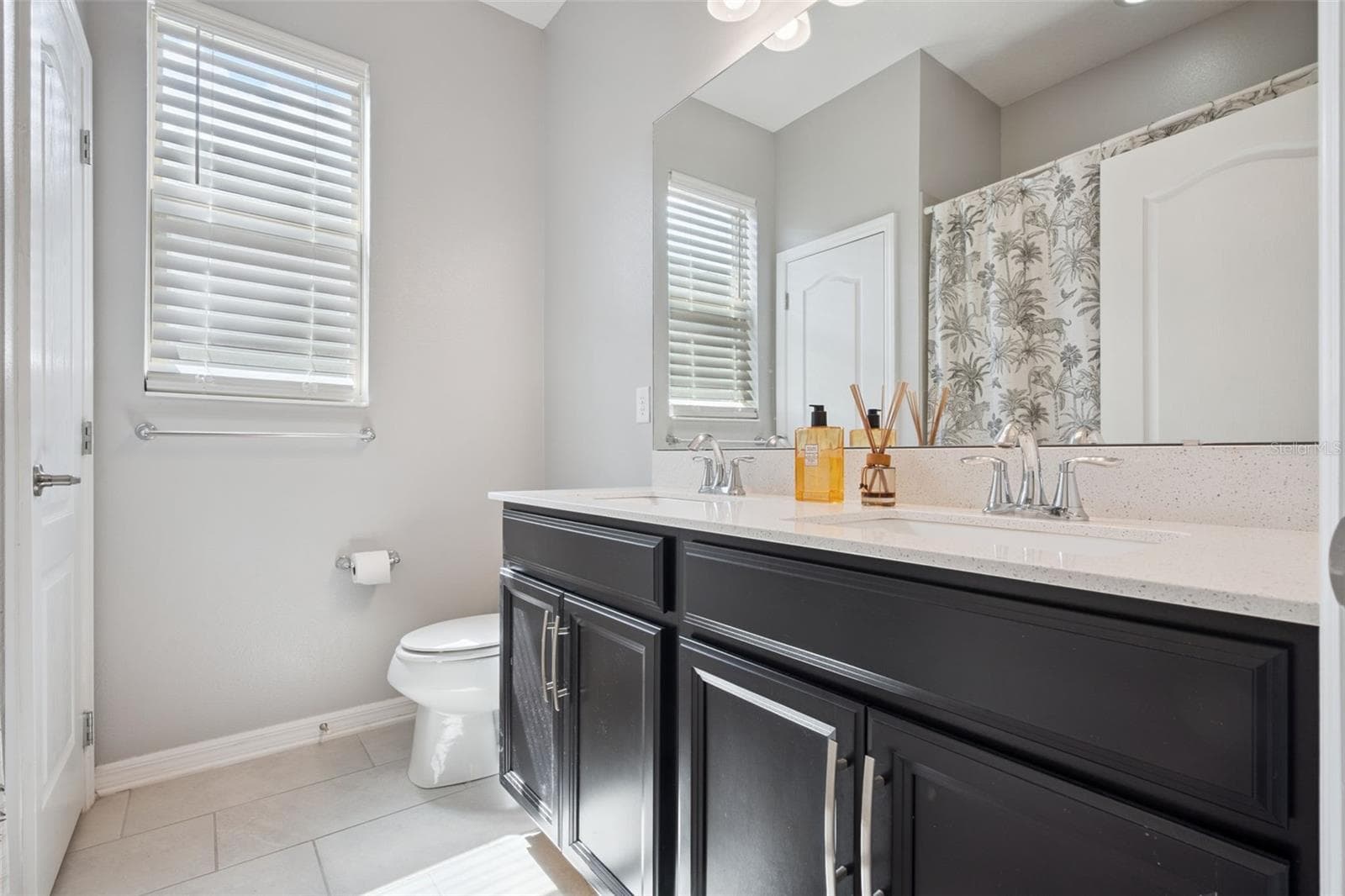 Single Family Residence at 13322 BLOSSOM VALLEY DR, CLERMONT, photo 31 of 65