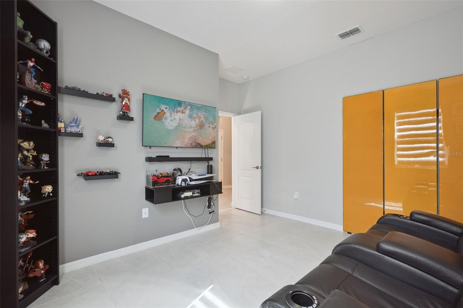 Single Family Residence at 13322 BLOSSOM VALLEY DR, CLERMONT, photo 32 of 65