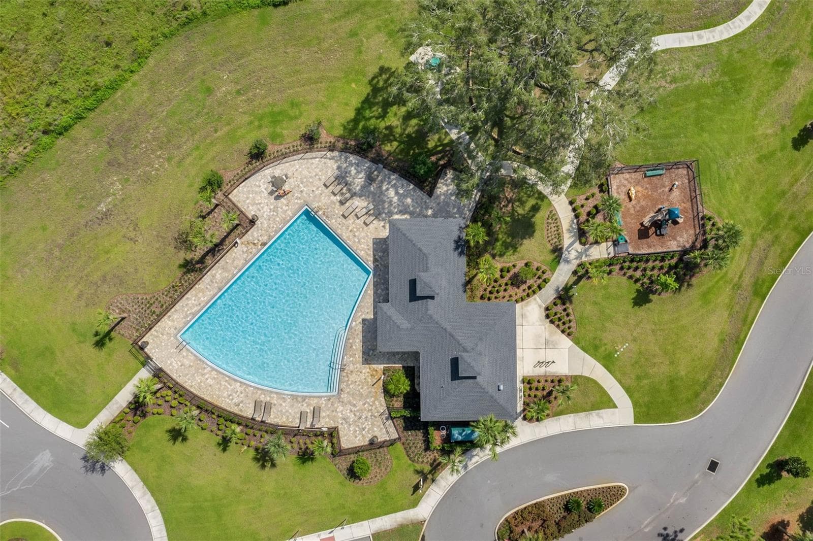 Single Family Residence at 13322 BLOSSOM VALLEY DR, CLERMONT, photo 58 of 65