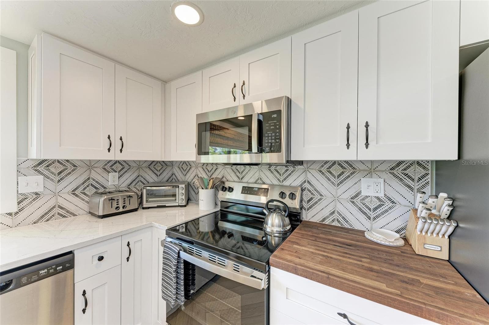 Single Family Residence at 12204 45TH AVENUE DR W, CORTEZ, photo 17 of 54