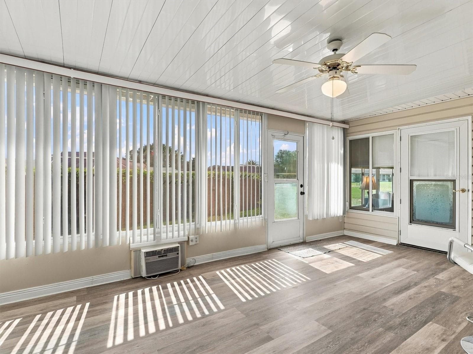Glass Enclosed FL Room with AC - 9892 SE 177TH LN, SUMMERFIELD