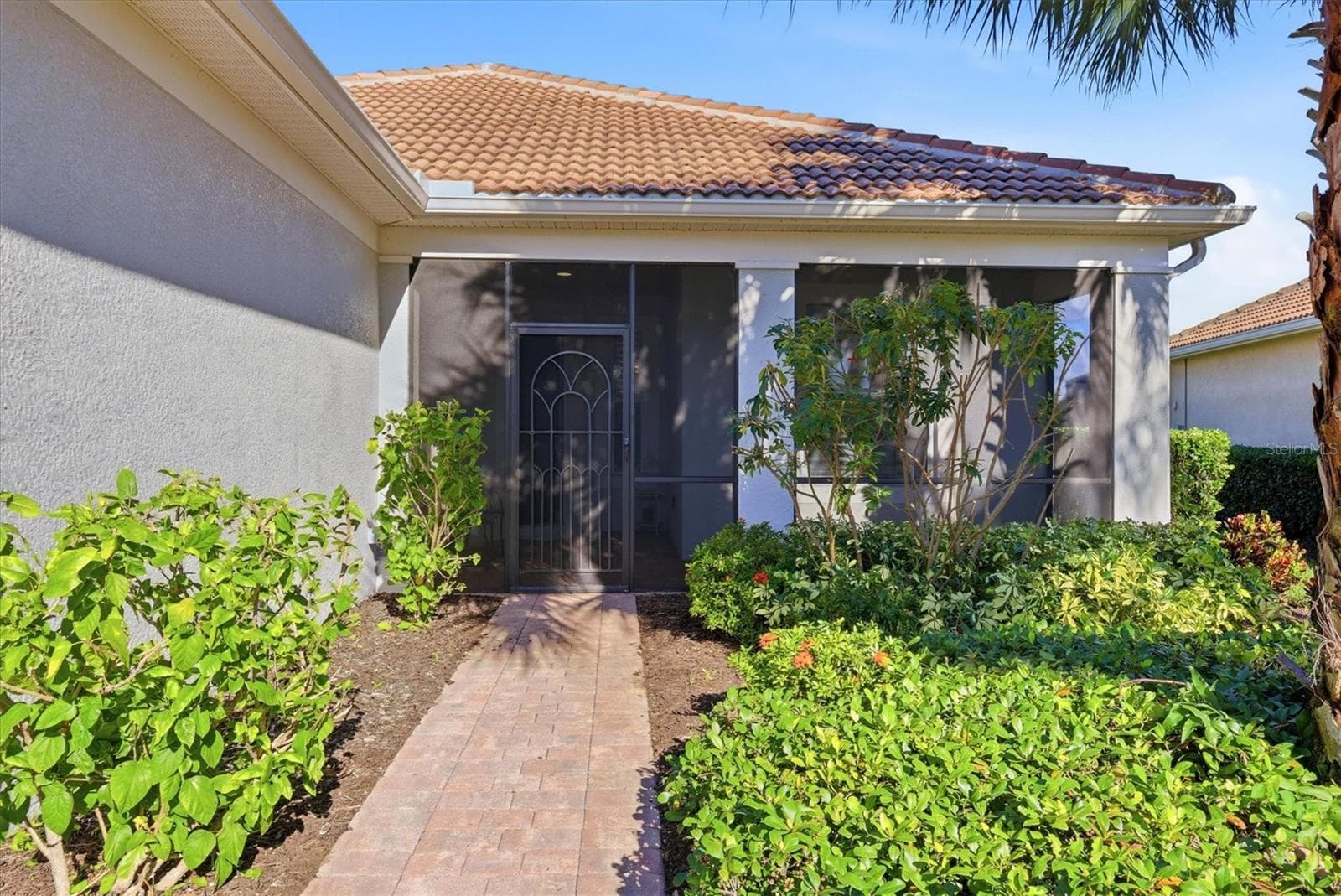 Single Family Residence at 19256 JALISCA ST, VENICE, photo 6 of 82